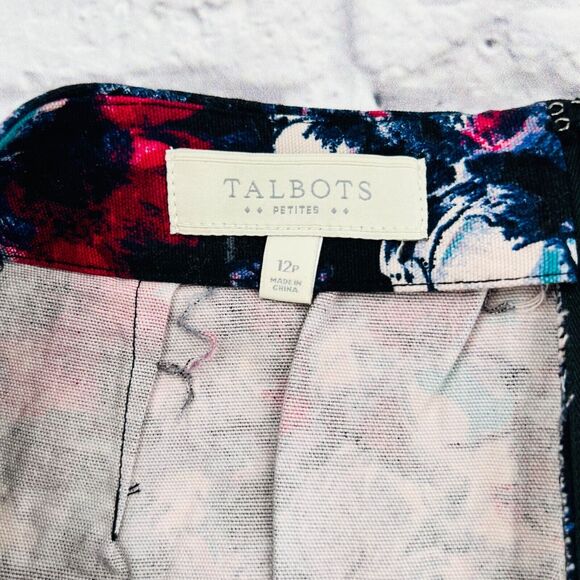 Talbots Knee Length Pencil Skirt 12 Petite Black Floral Abstract Canvas Stretch - Picture 3 of 9